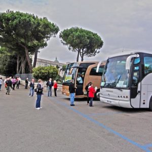 Monte Cassino - autokary